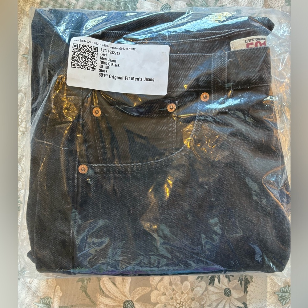 Levi's 501 Original Fit Men’s Jeans - 38W 30L